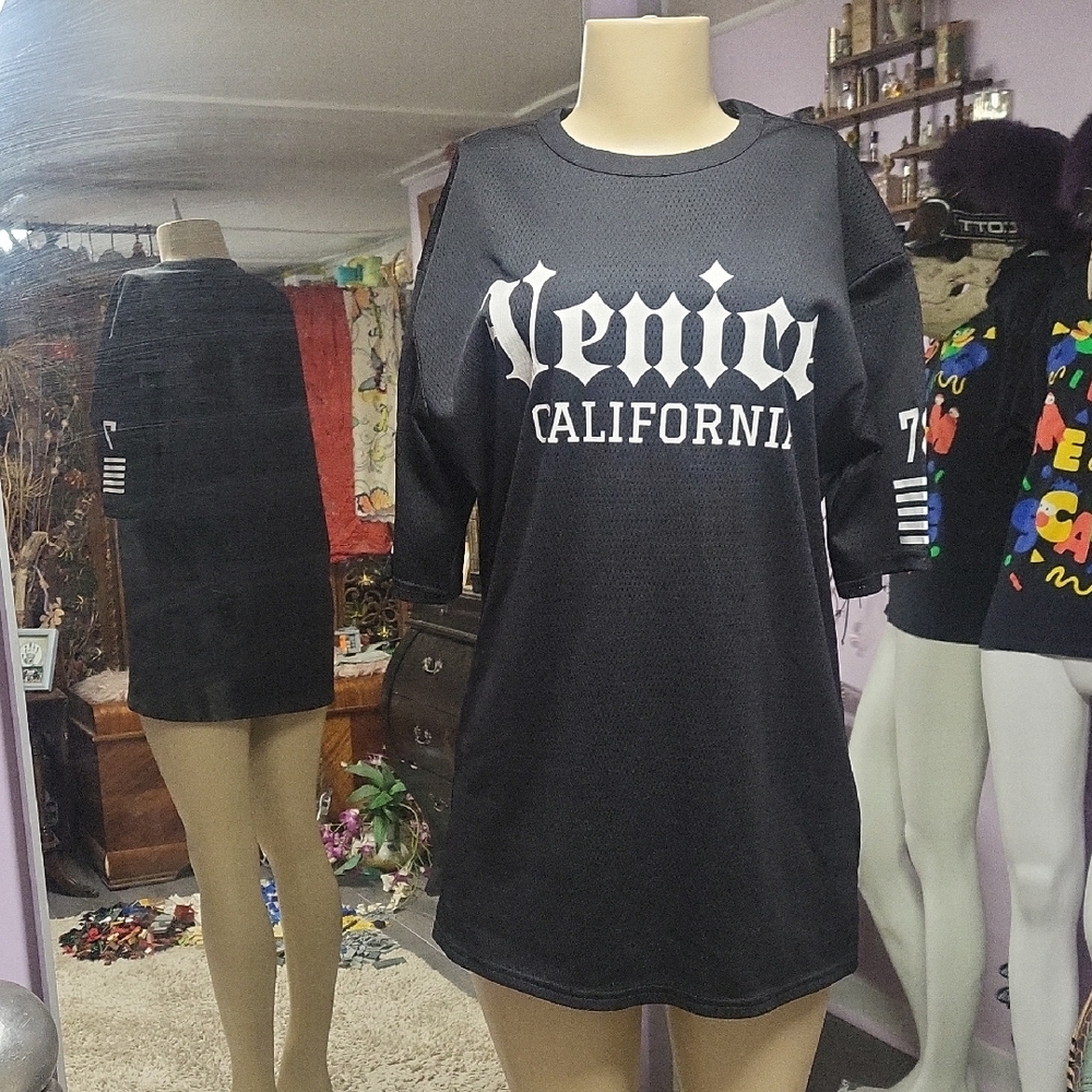 H&M Black Graphic Tee